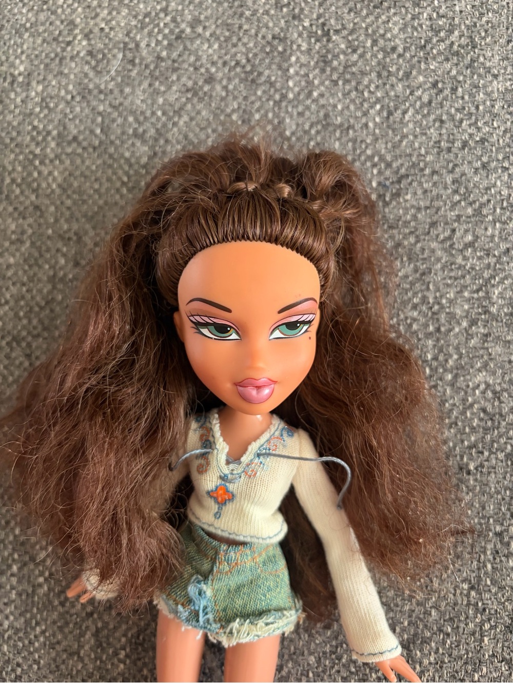BRATZ Style It! Fashion Collection Doll YASMIN 2003 Redressed